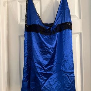 Elegant Blue Chemise with Lace Trim